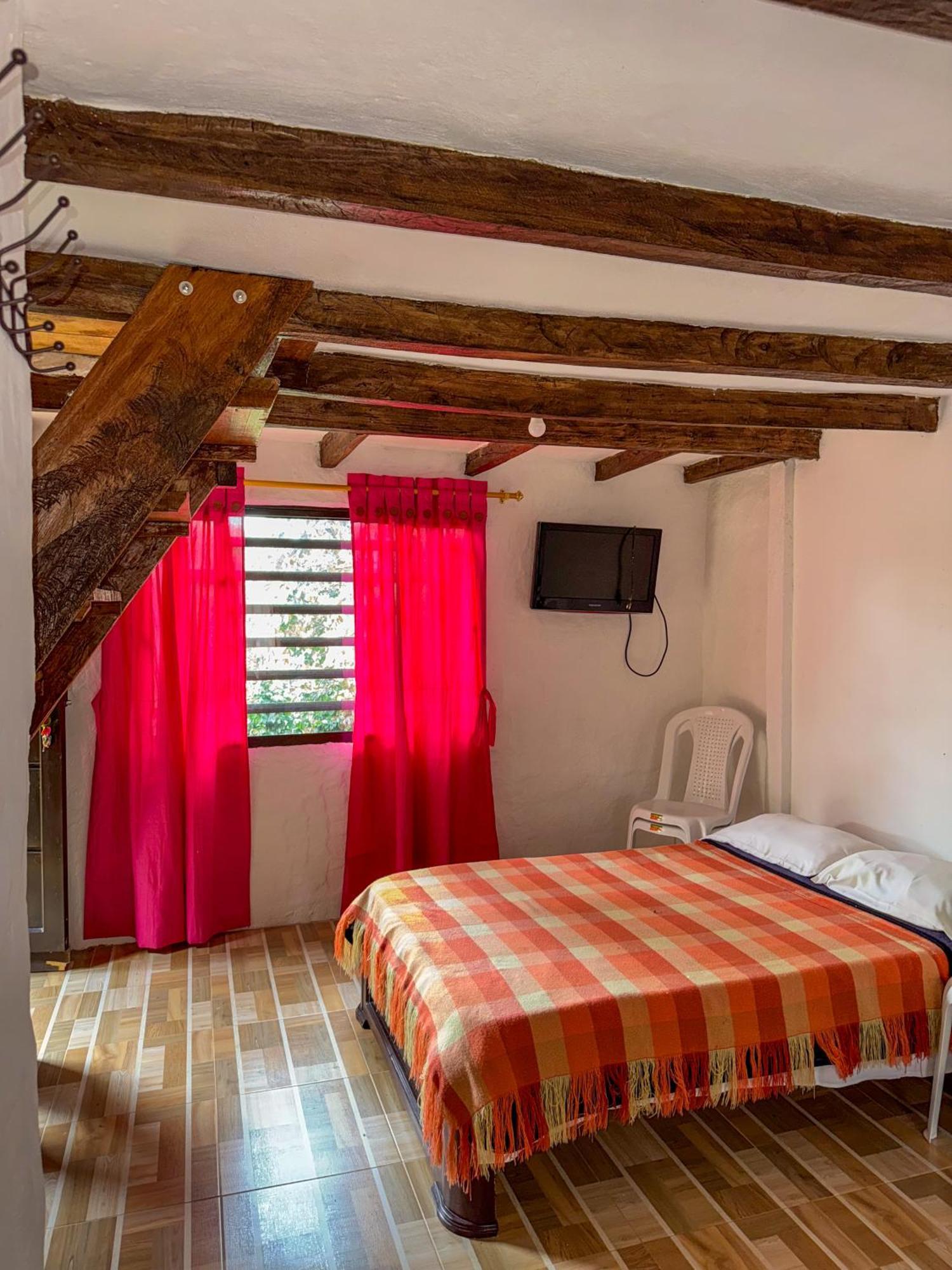 Hostal Pachamama San Agustin  Luaran gambar