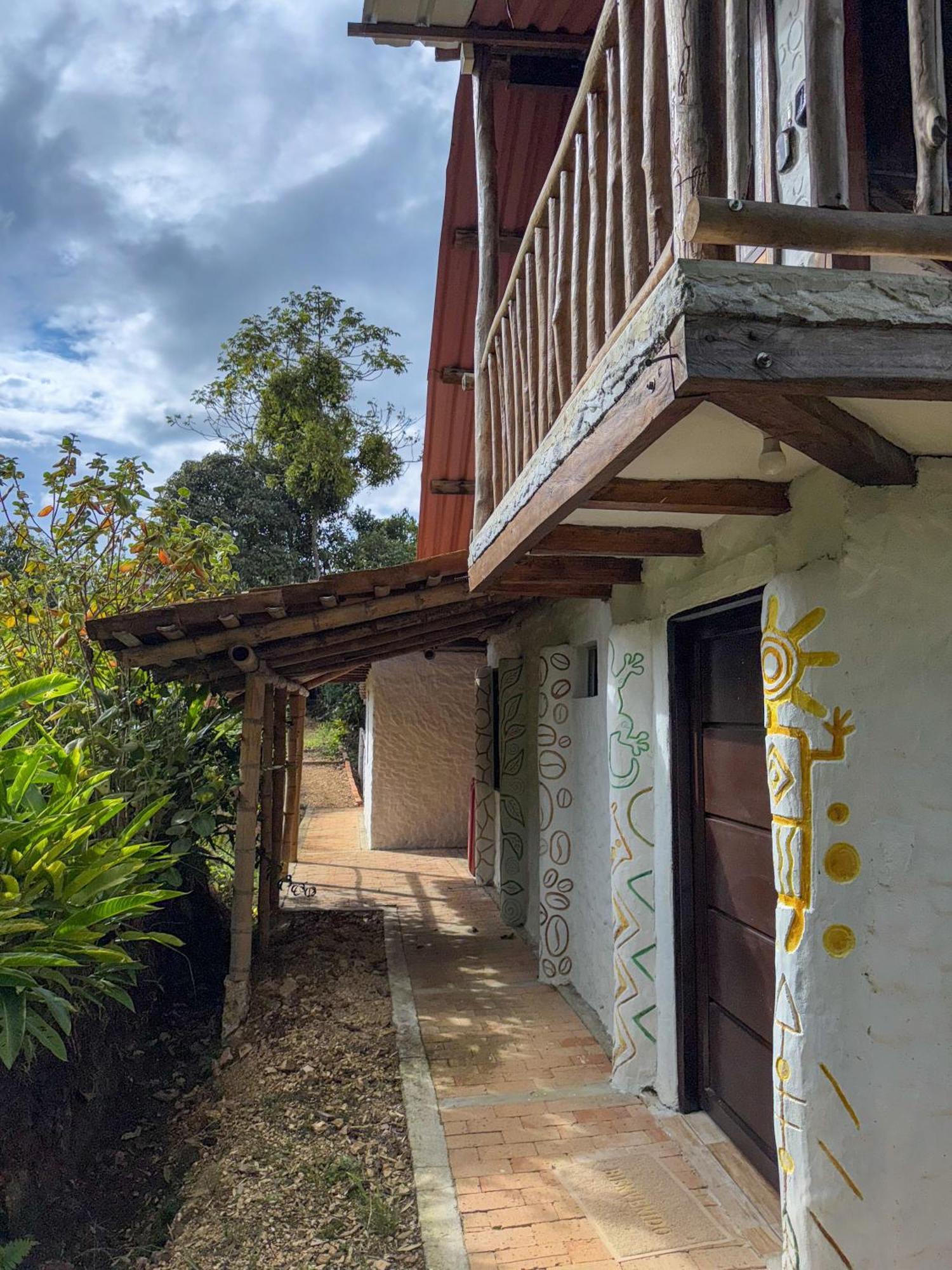 Hostal Pachamama San Agustin  Luaran gambar
