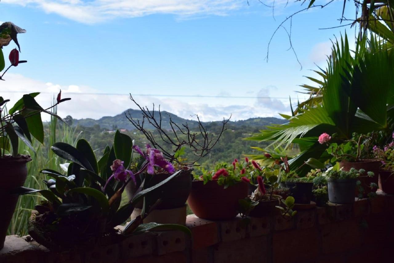 Hostal Pachamama San Agustin  Luaran gambar